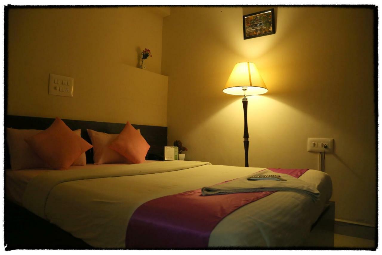 Orange Corner, Near Kempegowda Airport, Airport Pickup And Drop Available 24X7 Devanahalli Kültér fotó